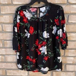 Old Navy Girls Shirt /Top/ Blouse
Floral Design Sz M (8) Loose Black Flowers
